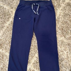 Figs kade cargo scrubs navy L